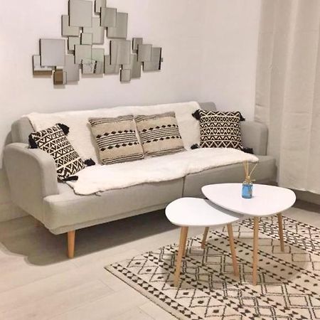 Appartements Cosy Au Centre De La Seyne-Sur-Mer Bagian luar foto