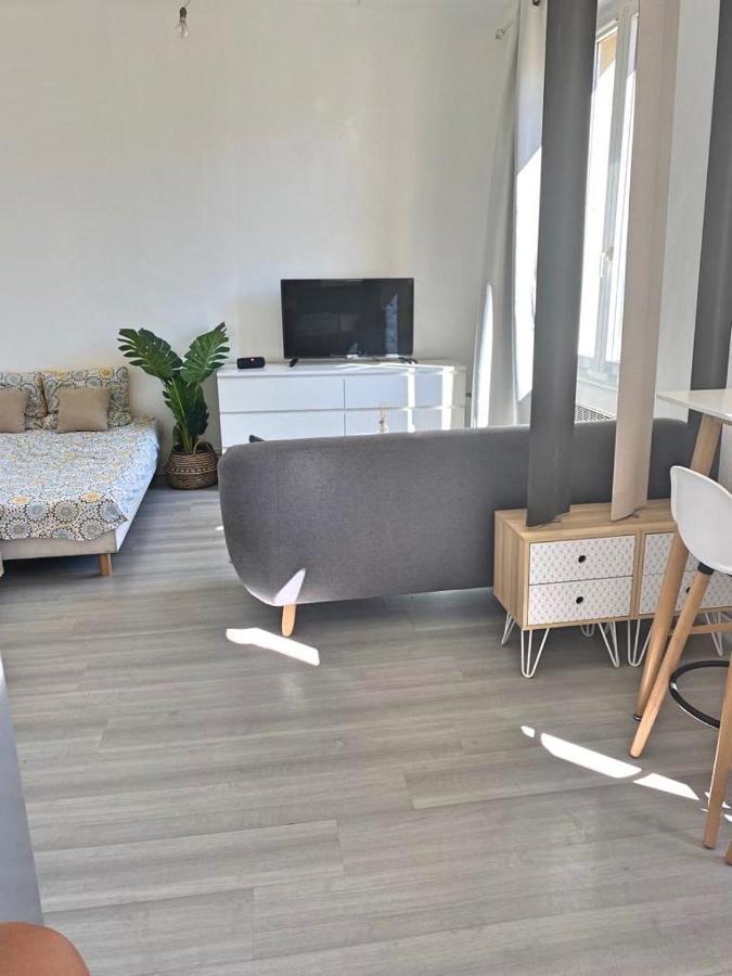 Appartements Cosy Au Centre De La Seyne-Sur-Mer Bagian luar foto
