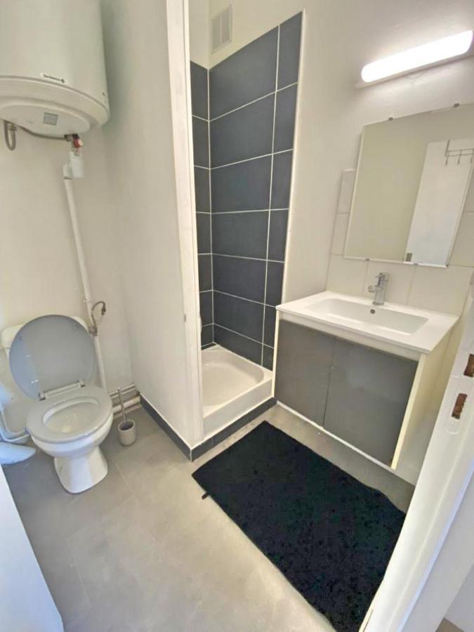 Appartements Cosy Au Centre De La Seyne-Sur-Mer Bagian luar foto